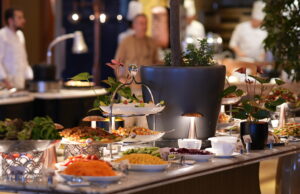 Shangri-La Bosphorus’ta Ünlü Şeflerle Festival Tadında Brunch Deneyimi