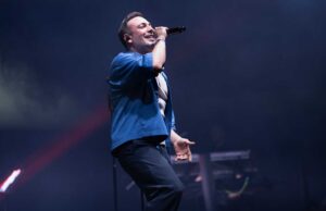 Oğuzhan Koç FashionTV Luxe Resort Sahnesindeydi