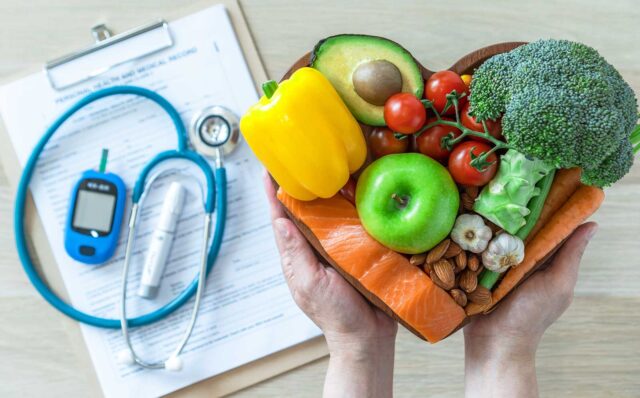 Yaz-Beslenmesinde-5-Altın-Kural-Hafif-ve-Sağlıklı-Bir-Yaz-İçin-Öneriler