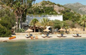 Villa Castelle – Beach House: Sade, Huzurlu ve Denize Sıfır Bir Butik Tatil