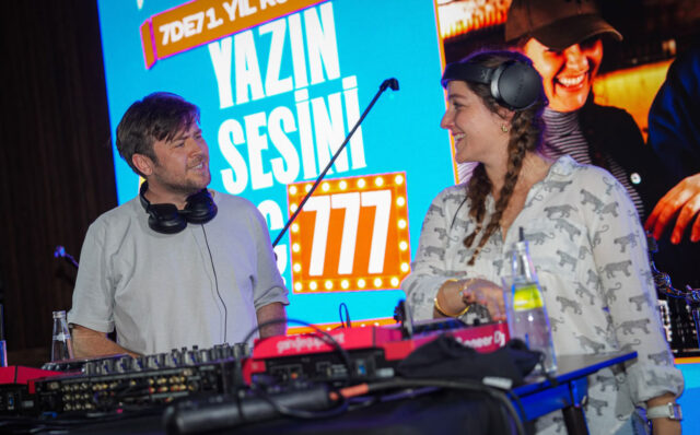 7DE7,-İlk-Yaşını-Müzik-ve-Lezzet-Dolu-Bir-Geceyle-Kutladı