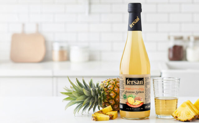 Fersan'dan-Doğal-Fermantasyonla-Üretilen-Ananas-Sirkesi