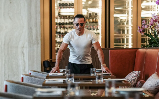 Saltbae,-Yeni-Restoranıyla-Emaar-Square-Mall'da-Açılıyor