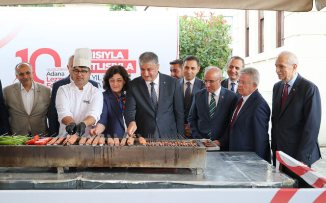 Adana-Sofrası-10-Kez-Kuruluyor
